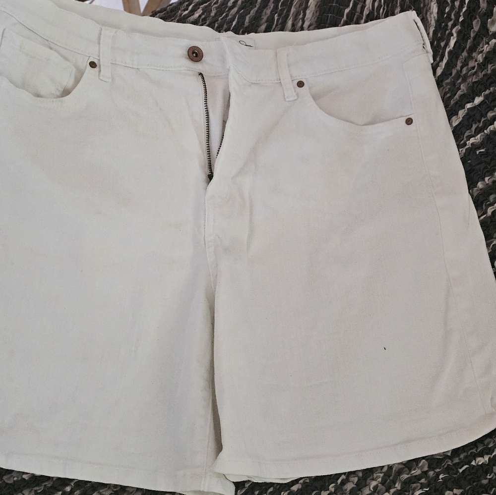 Jessica Simpson Off-White Shorts